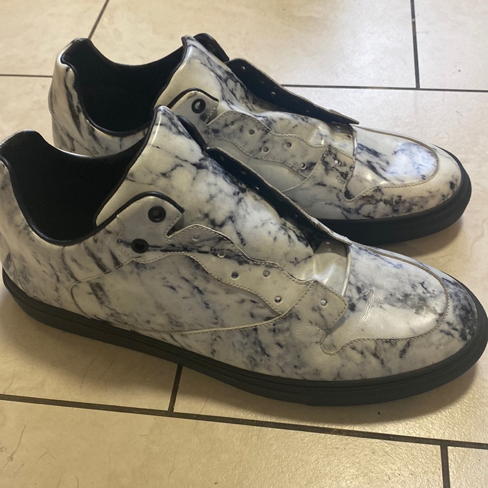 Mens BALENCIAGA Gray White Marbled Leather Fashion Sneaker